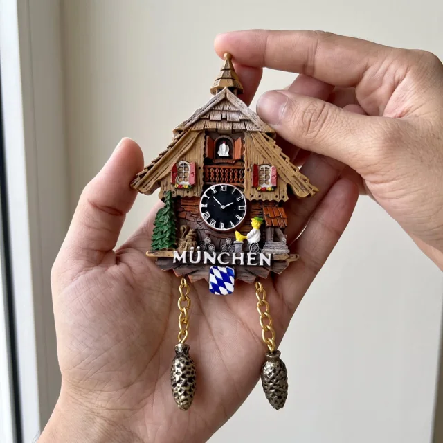 Resin Fridge Magnet: Rustic Chalet Clock With Dangling Pinecone Charms — product photo 9