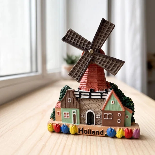 Rotating Windmill Fridge Magnet, Resin Holland Souvenir With Colorful Tulips — product photo 3