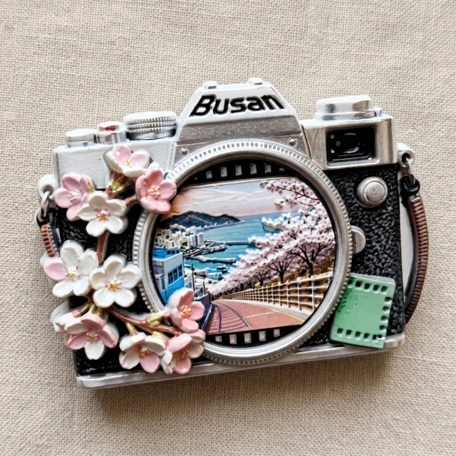 Camera Refrigerator Magnet: 3D Resin Cherry Blossom Travel Souvenir — product photo 3