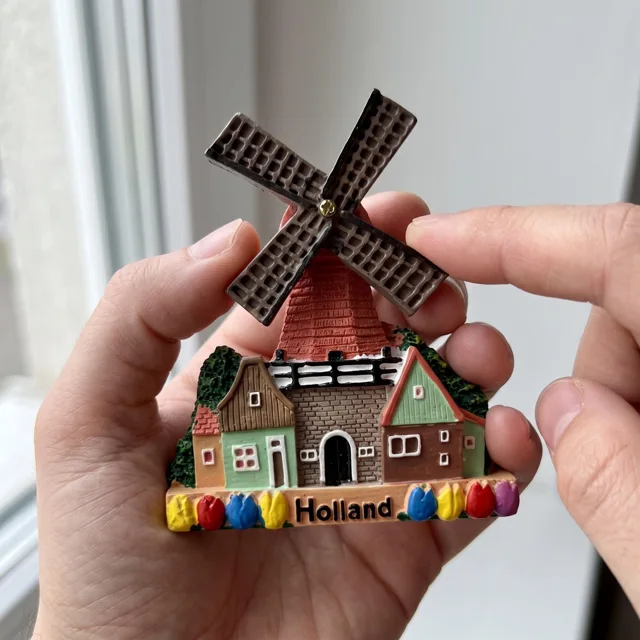 Rotating Windmill Fridge Magnet, Resin Holland Souvenir With Colorful Tulips — product photo 1