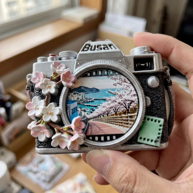 Camera Refrigerator Magnet: 3D Resin Cherry Blossom Travel Souvenir — product photo 10