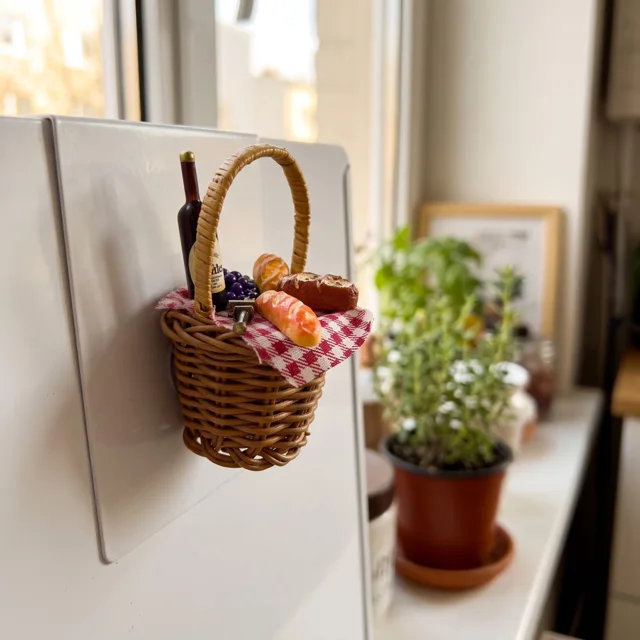 Picnic Basket Fridge Magnet, Resin Food Basket Kitchen Decor — product photo 7