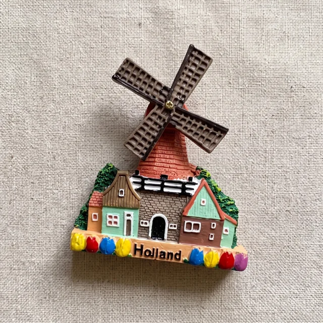 Rotating Windmill Fridge Magnet, Resin Holland Souvenir With Colorful Tulips — product photo 4